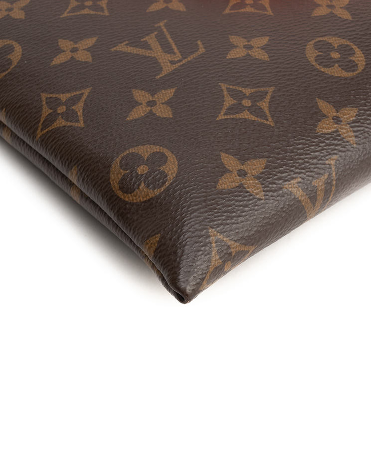 Louis Vuitton Solar Ray Pochette A4