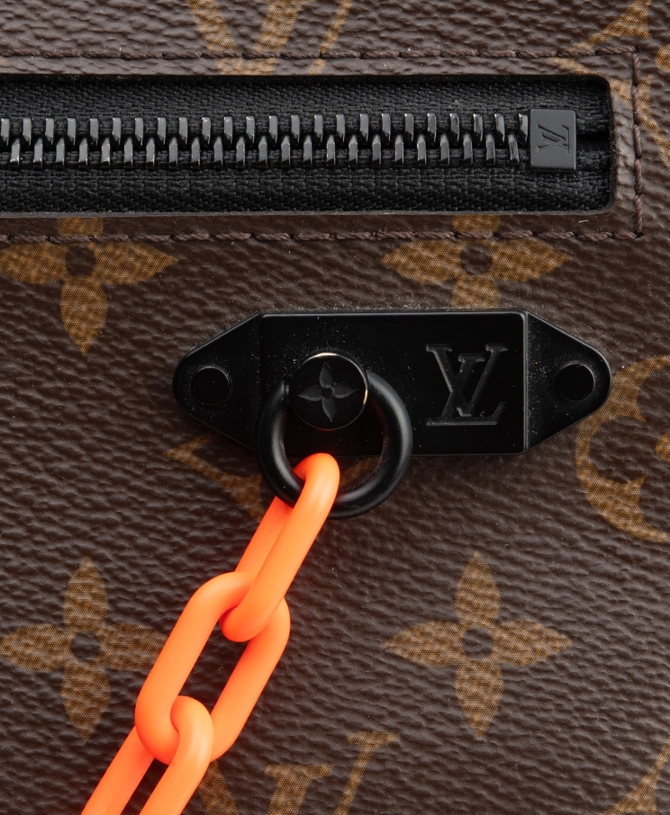 Louis Vuitton Solar Ray Pochette A4