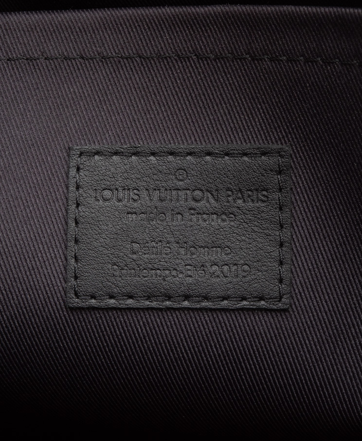 Louis Vuitton Solar Ray Pochette A4