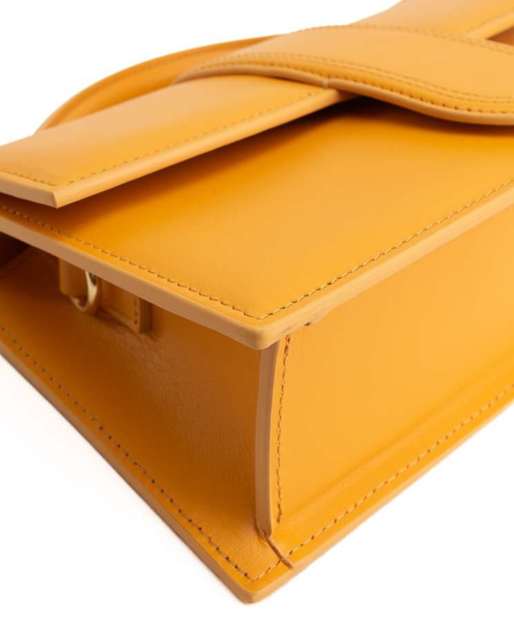 Jacquemus Le Grand Bambino