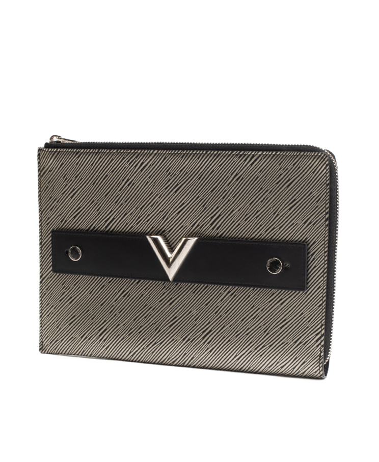 Louis Vuitton Pochette Essential V / Limited Edition