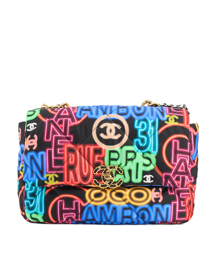 Chanel 19 Large