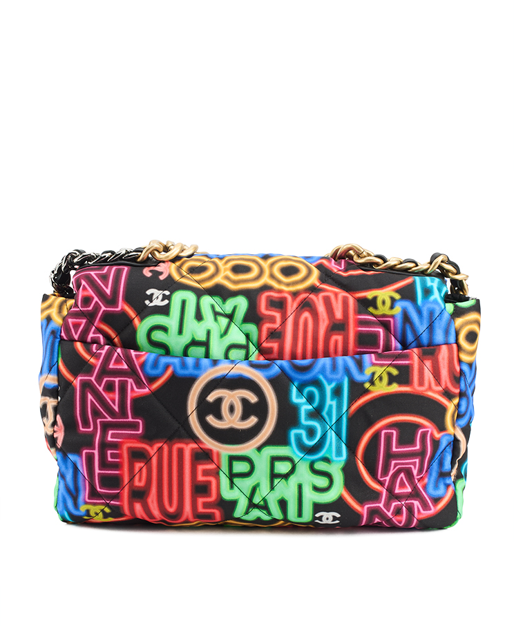 Chanel 19 Large