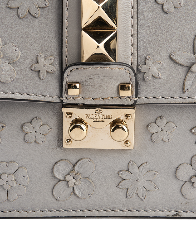 Valentino Garavani Rockstud Glam Lock Vitello Flower Small