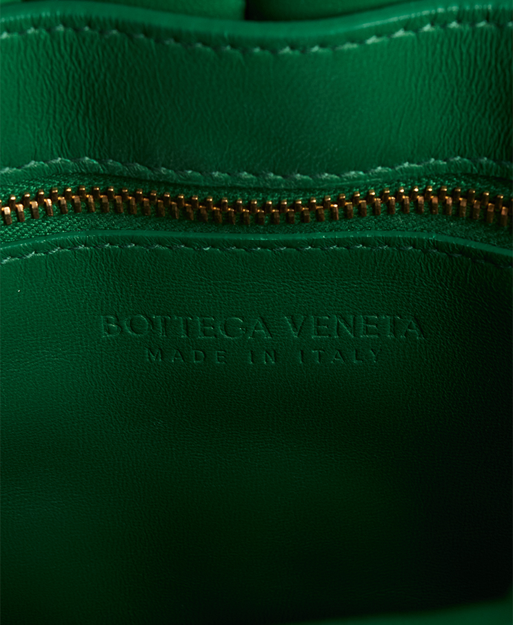 Bottega Veneta Classic Padded Cassette