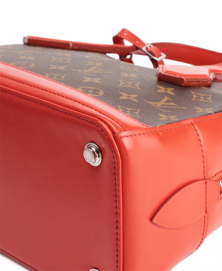 Louis Vuitton Dora PM
