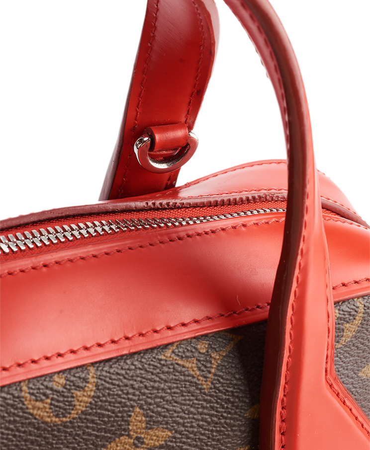 Louis Vuitton Dora PM
