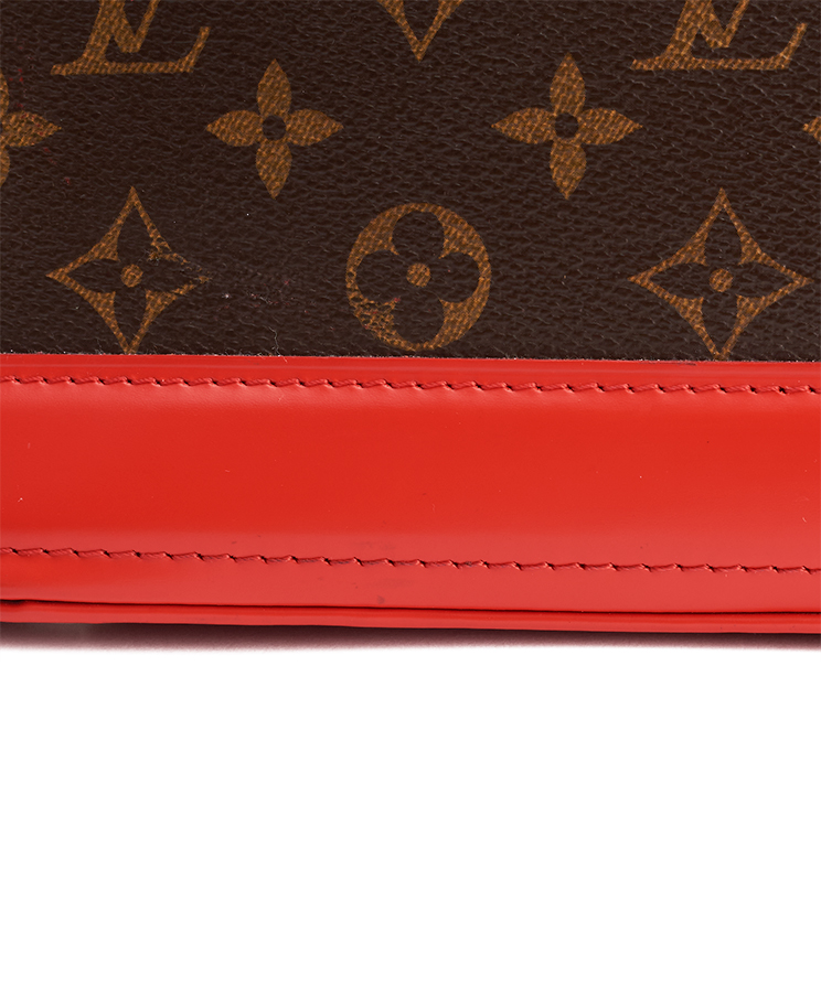 Louis Vuitton Dora PM