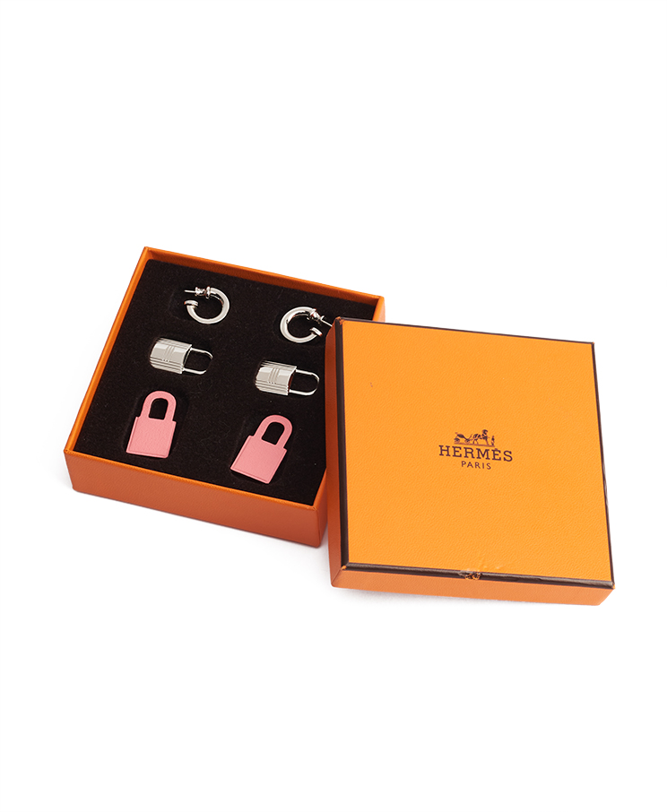 Hermes O’Kelly with Clou de Selle Earrings