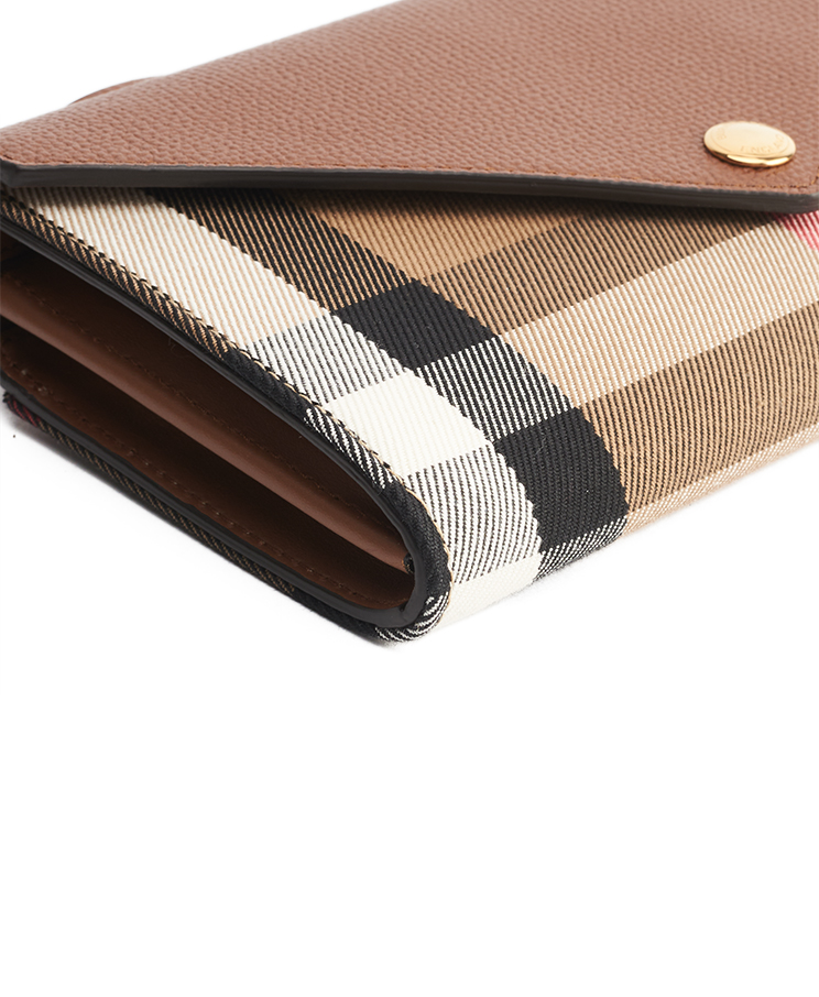 Burberry Hannah Envelope Wallet on Strap