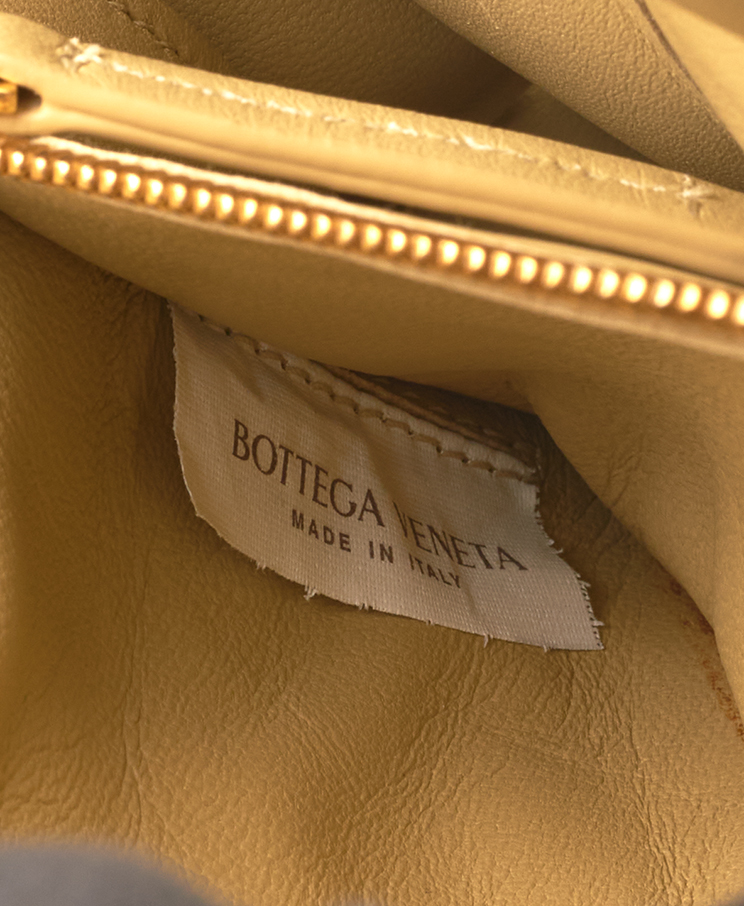 Bottega Veneta Classic Padded Cassette