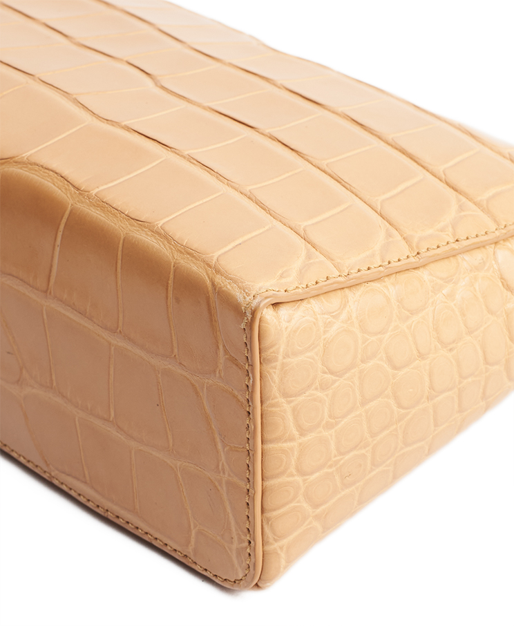 Loro Piana Extra Pocket Pouch L19