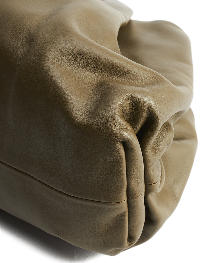 Bottega Veneta The Pouch 40