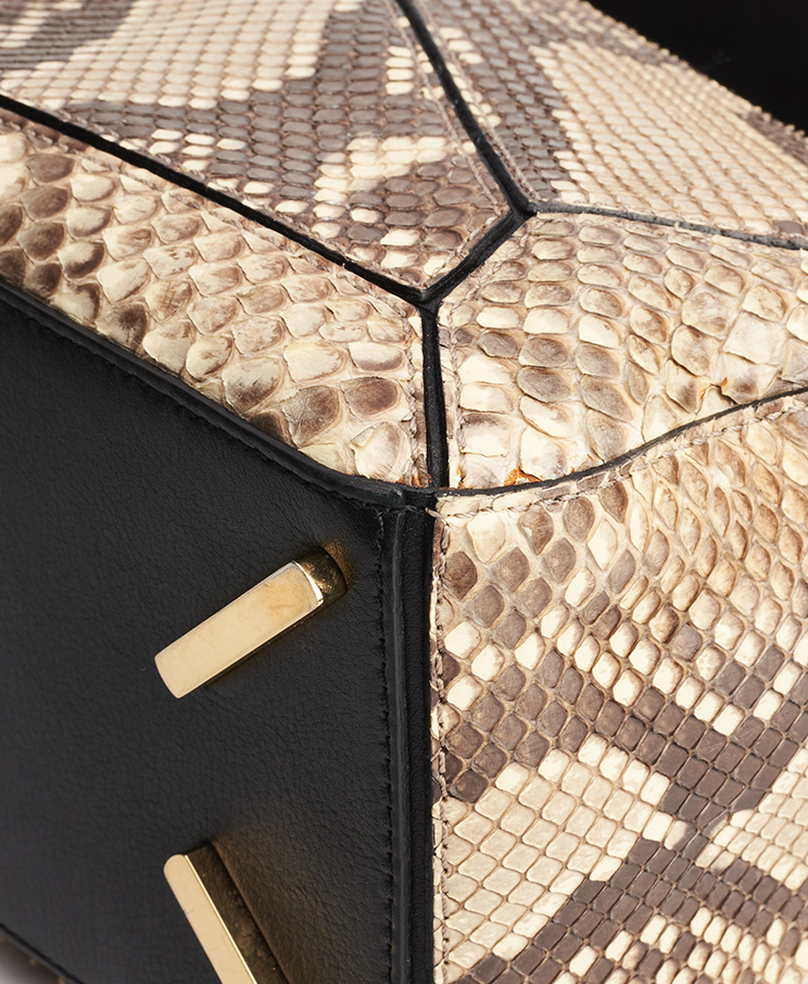 Loewe Puzzle Small