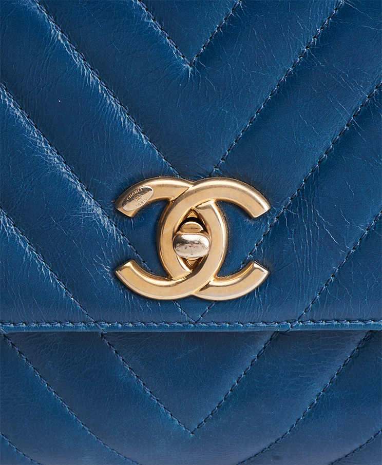 Chanel Coco Top Handle Medium